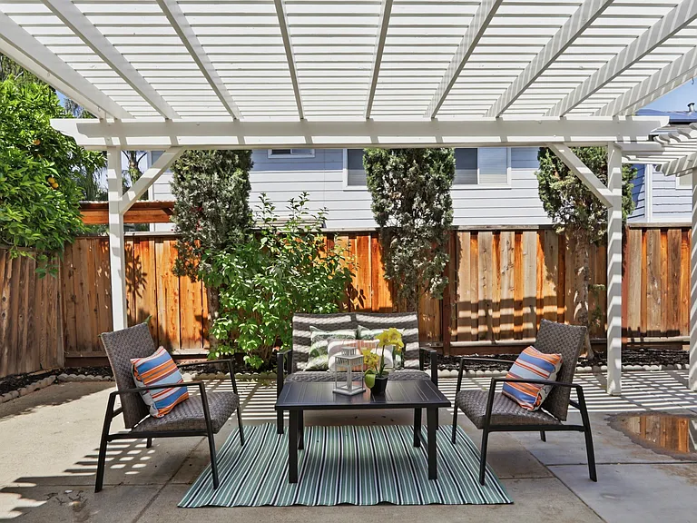 1290 Notting Hill Dr — Photo 23