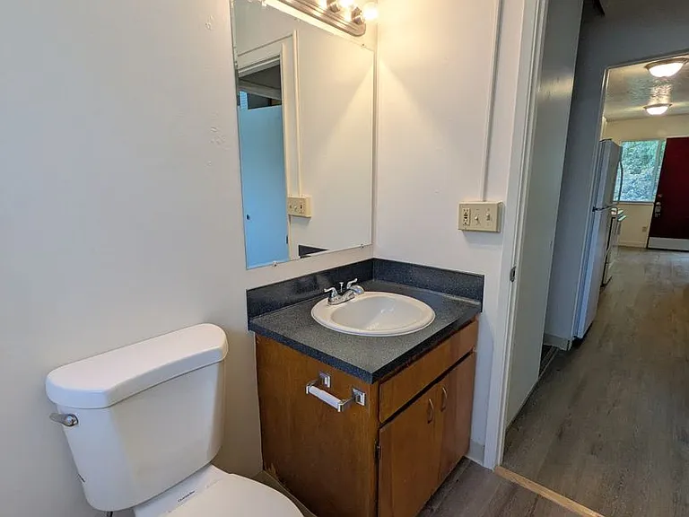 West Slope Apartments — Photo 16