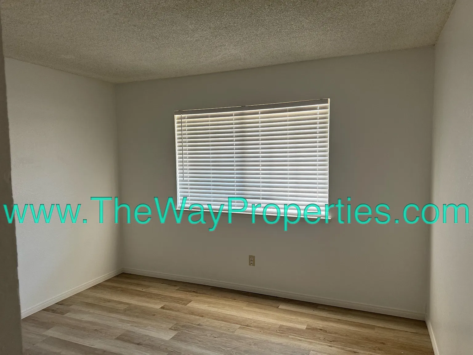 20285 Serrano Road - B — Photo 4