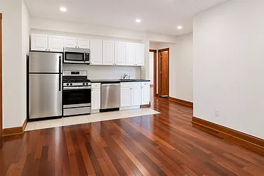 295 Convent Avenue, #33