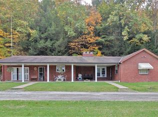 440 La Belle Vue Rd, Vandergrift, PA 15690