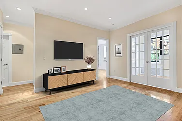 Rented by Cooper & Cooper Real Estate