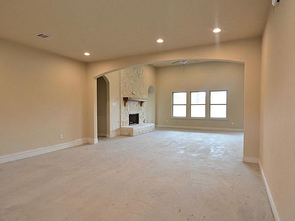 5th image of 3323 Emerald Valley Dr