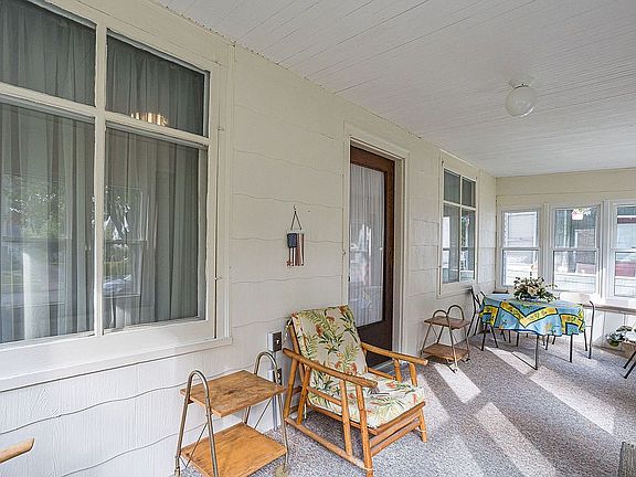 4th image of 2508 Arlington Ave