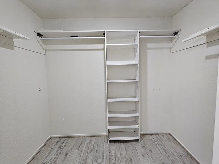 31200 Landau Blvd #2101 — Photo 6