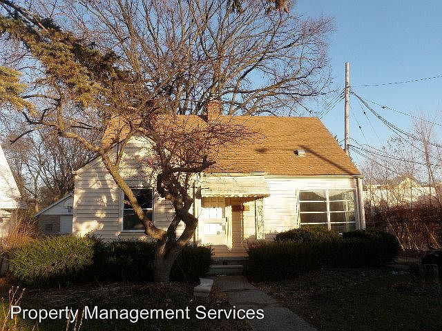 1st image of 23040 Roanoke Ave