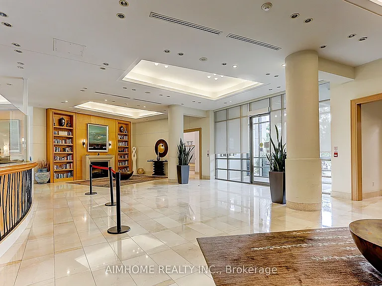 503 Beecroft Rd #2106 — Photo 2