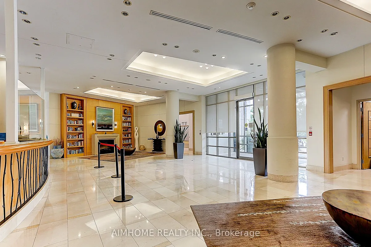 Building Photo - 503 Beecroft Rd #2106