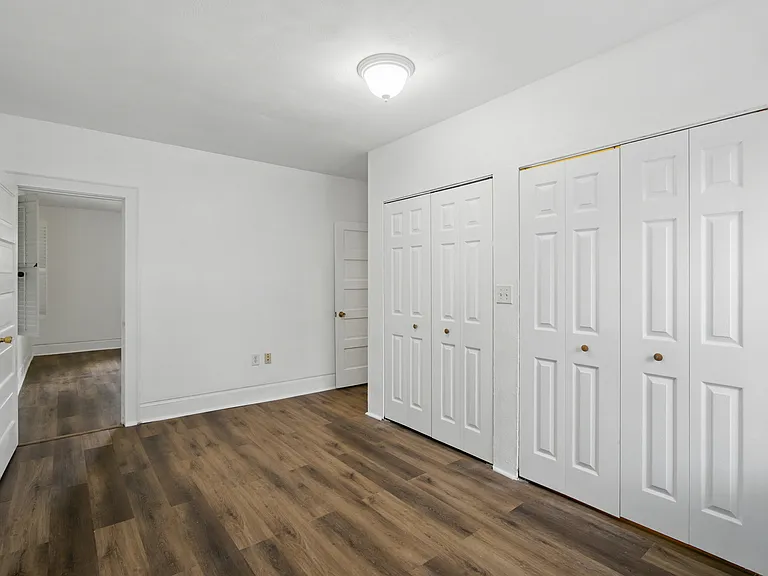 5611 Hampton Blvd — Photo 26