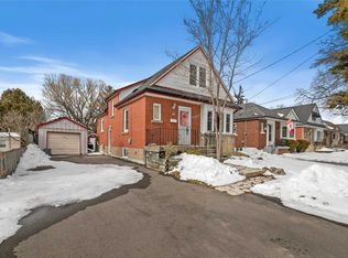42 E 41st St, Hamilton, ON L8T2Z2