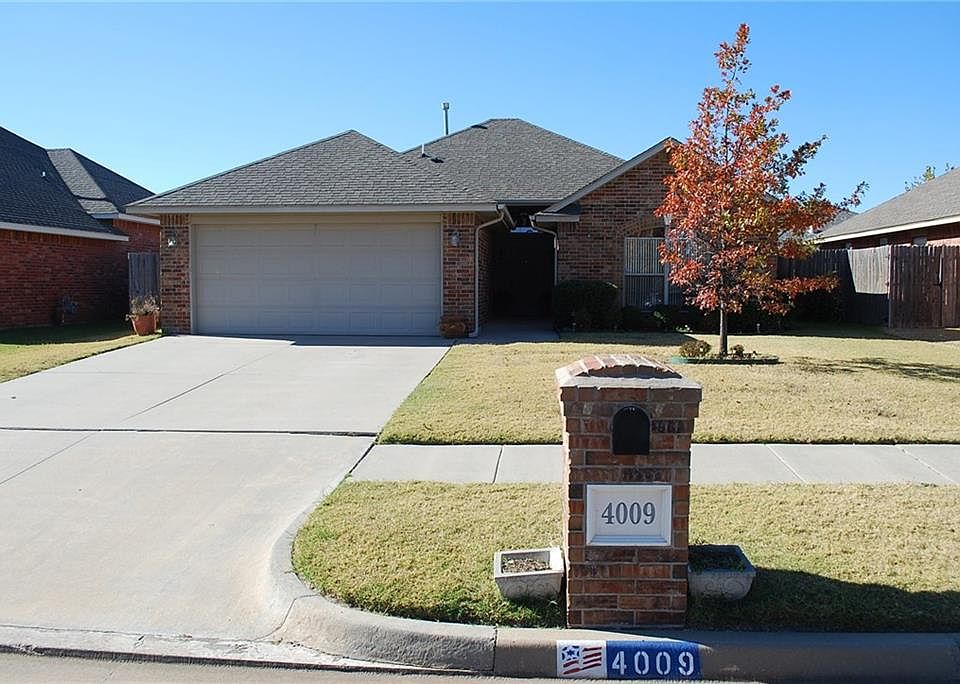 1st image of 4009 Kensington Dr
