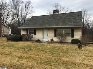 1722 E Side Hwy, Waynesboro, VA 22980