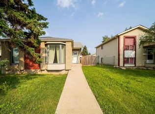 1719 37th St NW, Edmonton, AB T6L2P6