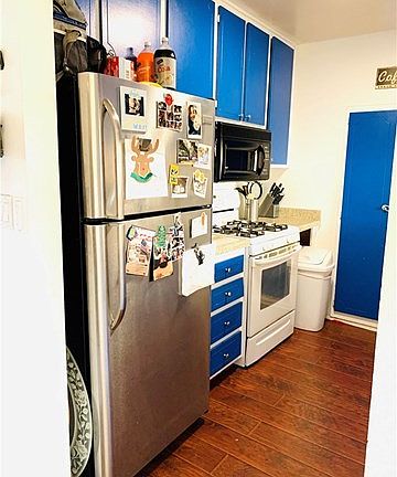 4th image of 1139 S Clifpark Cir #12E