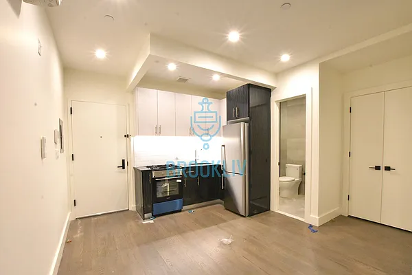 Rented by null | media 2