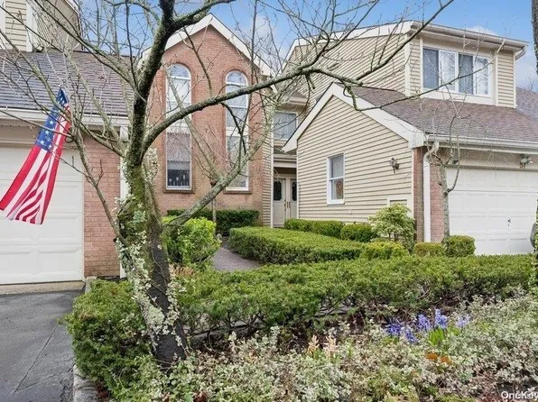 57 Willow Ridge Drive #57, Smithtown, NY 11787