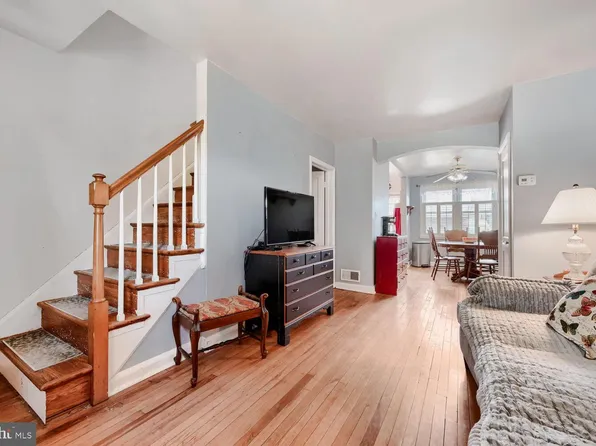 6929 Gough St, Baltimore, MD 21224