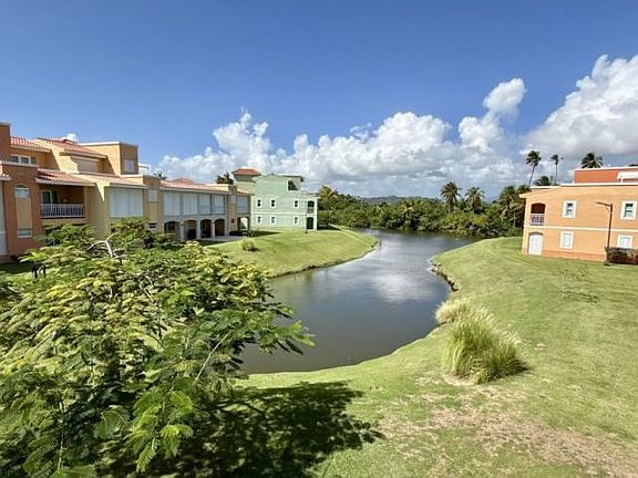2nd image of Cond Fairlakes #3-apt 8244
