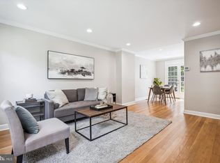 4908 28th St S, Arlington, VA 22206