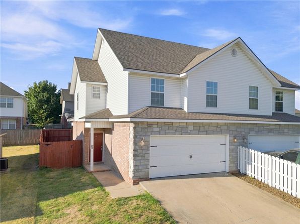 3207 SW Deerfield Blvd #1