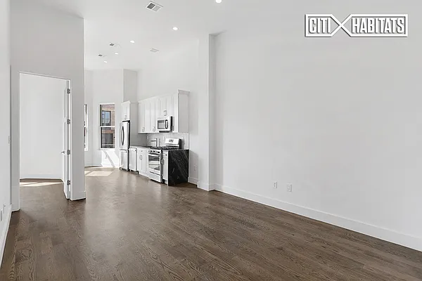 Rented by Citi Habitats | media 16