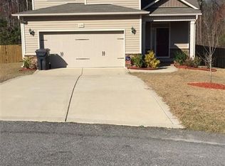 236 Batesfield Dr, Fayetteville, NC 28311