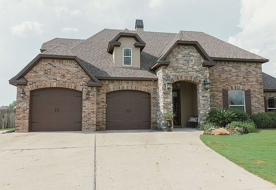 1st image of 187 Diane Ln