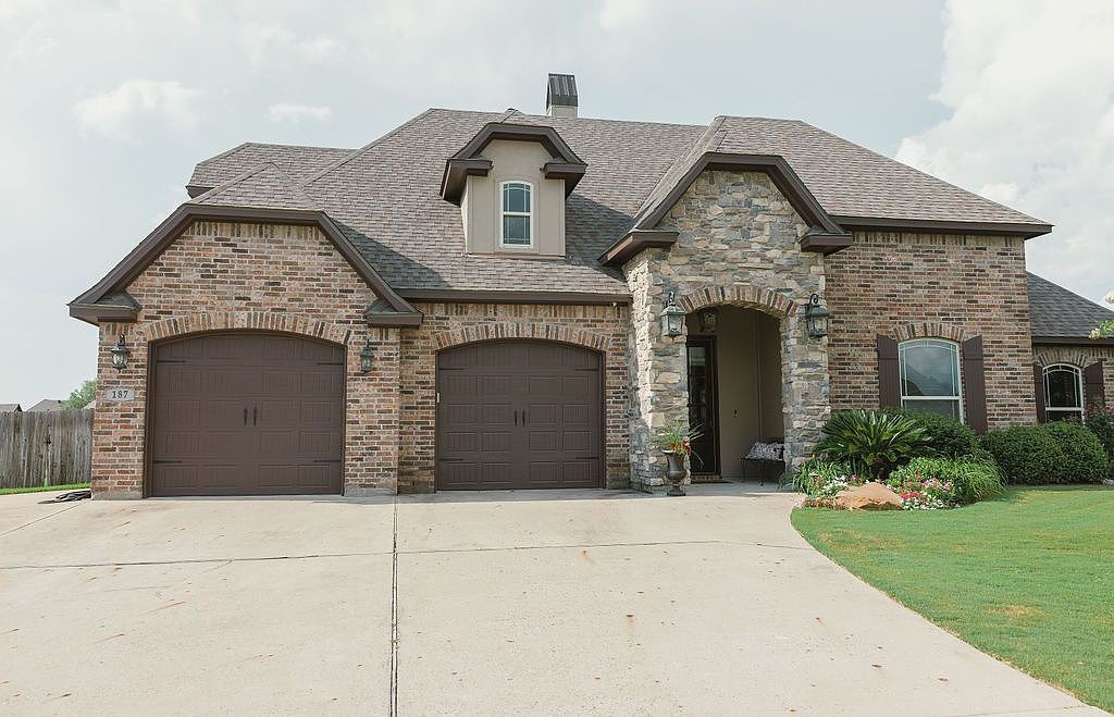 187 Diane Ln - Property Image