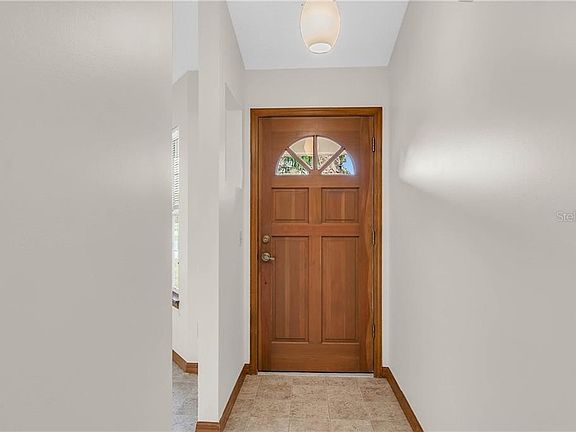 5th image of 830 Orangewood Ave