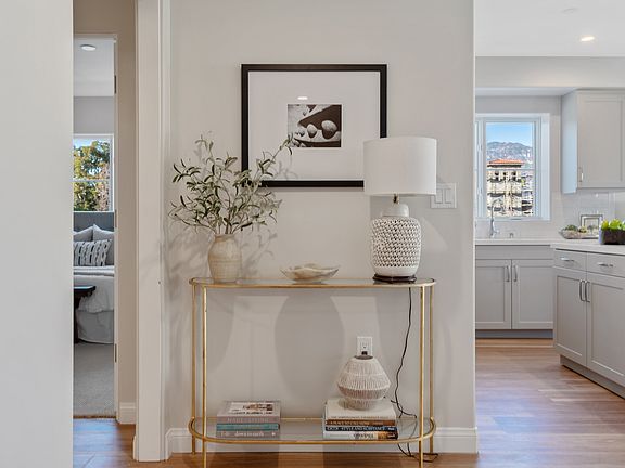 4th image of 88 N Oakland Ave #505