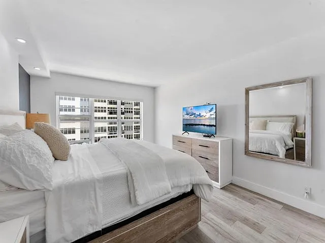 3750 Galt Ocean Dr #1002 — Photo 15