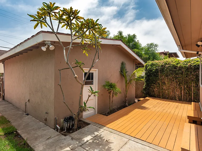1263 Tourmaline St — Photo 23