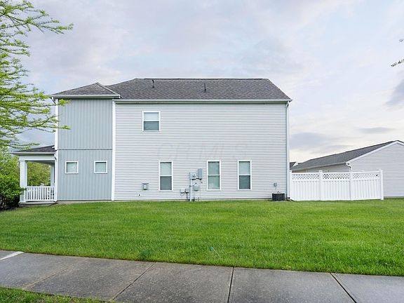 3rd image of 6030 Delcastle Dr