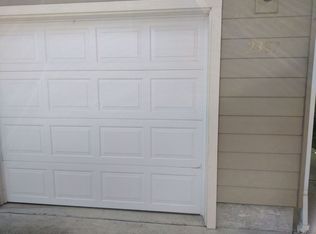 2387 & 2389 SE Waldon Ave, Roseburg, OR