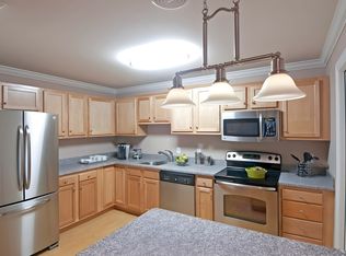 400 Brunswick Dr #559, Troy, NY 12180