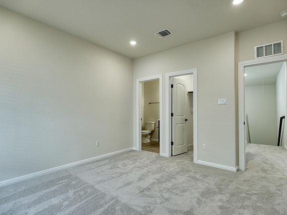 4th image of 208 Bella Luna Way