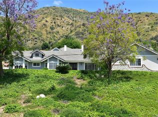 701 N Yucca Ridge Rd, Glendora, CA 91741