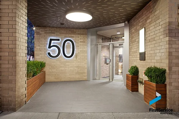 Rented by AZ REALTY NYC LLC | media 24