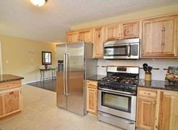 5th image of 8209 Aster Drive