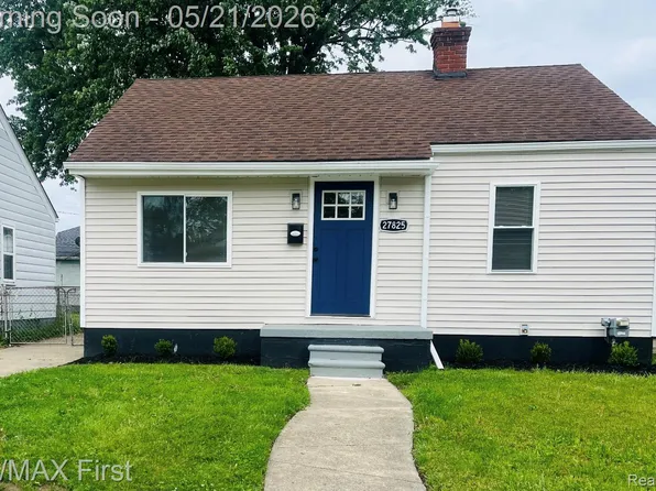 27825 Van Howe St, Roseville, MI 48066