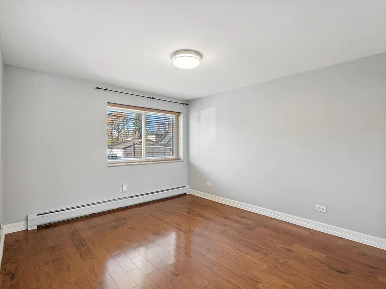 65 N Clarkson St #201 — Photo 12