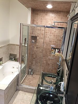 3rd image of 328 20th St #1