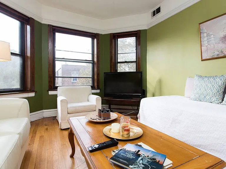 1436 W Argyle St #2 — Photo 10