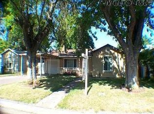 135 Covena Ave, Modesto, CA 95354