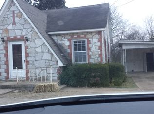 2070 Highland Rd, Batesville, AR 72501