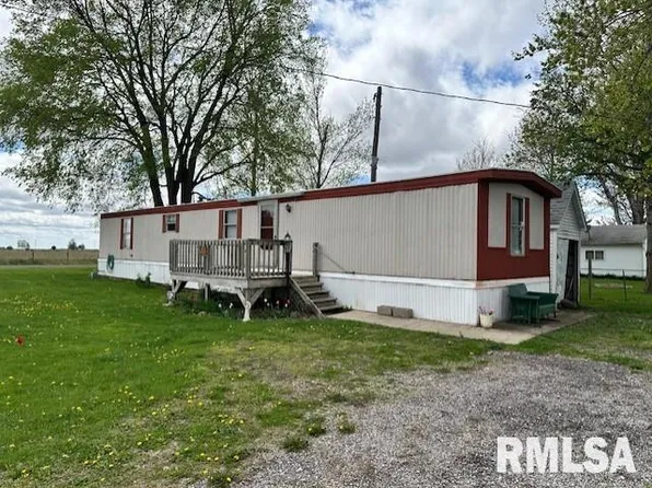 102 W Smithland St, Murrayville, IL 62668