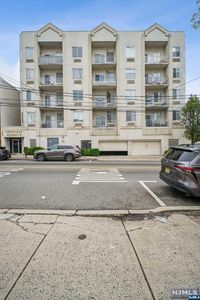 320 Anderson Ave APT 1C, Fairview, NJ, 07022
