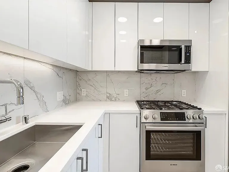 588 Minna St #401 — Photo 7