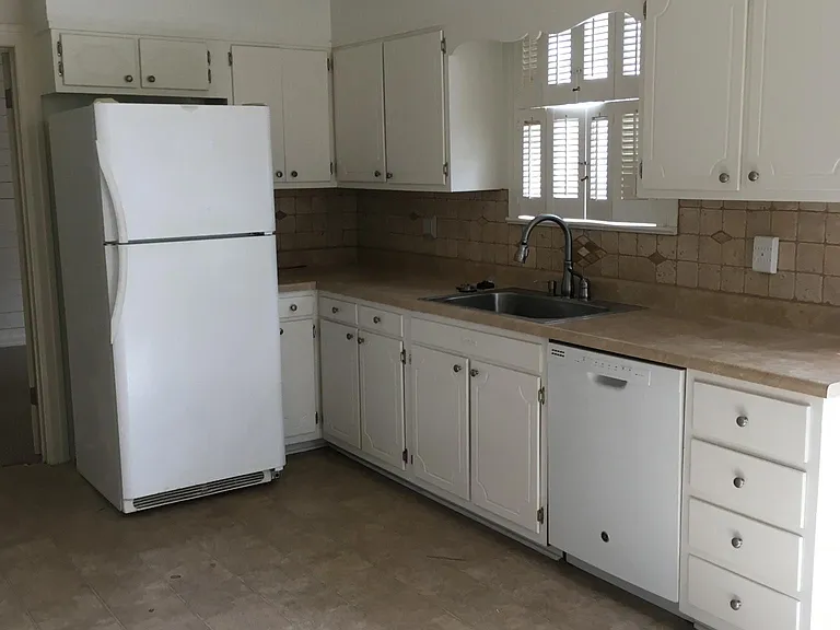 701 University Blvd — Photo 3