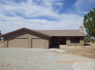 9124 Beekley Rd, Phelan, CA 92371